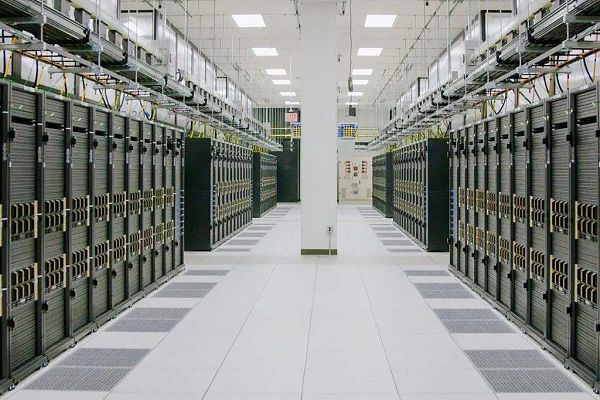 为元宇宙打地基 Meta开发世界最快AI超级计算机